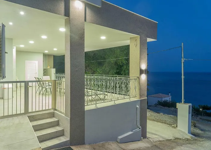 Tzortzi\'S Family Apartments